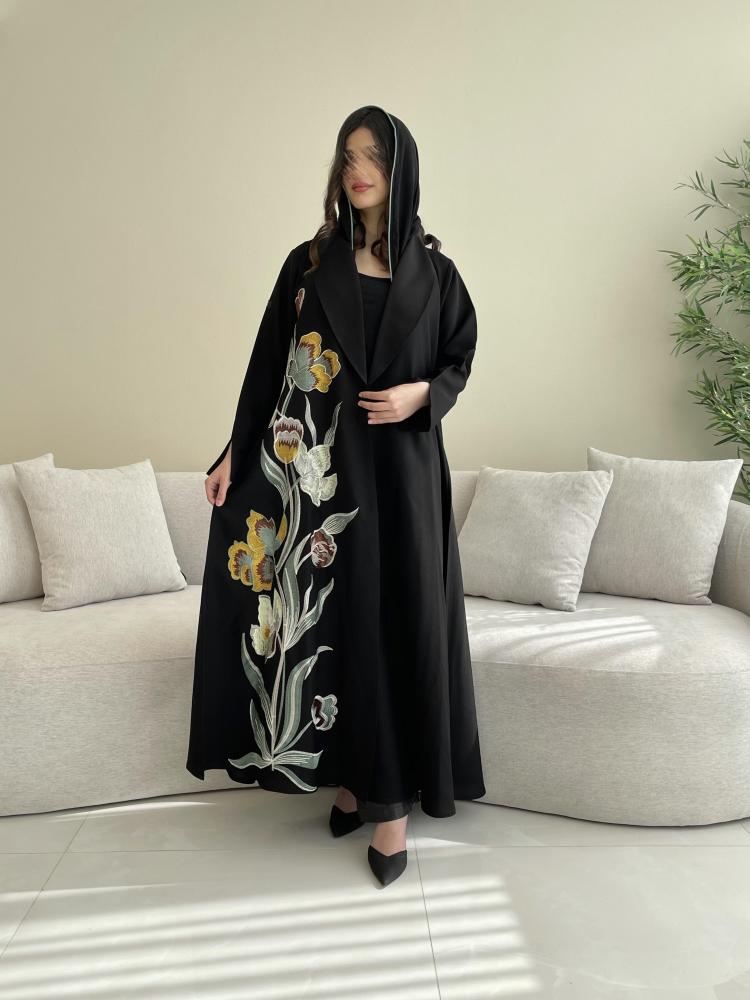 Z259 / قماش كريب مينيمات مع تطريز كمبيوتر ملون عالجنب