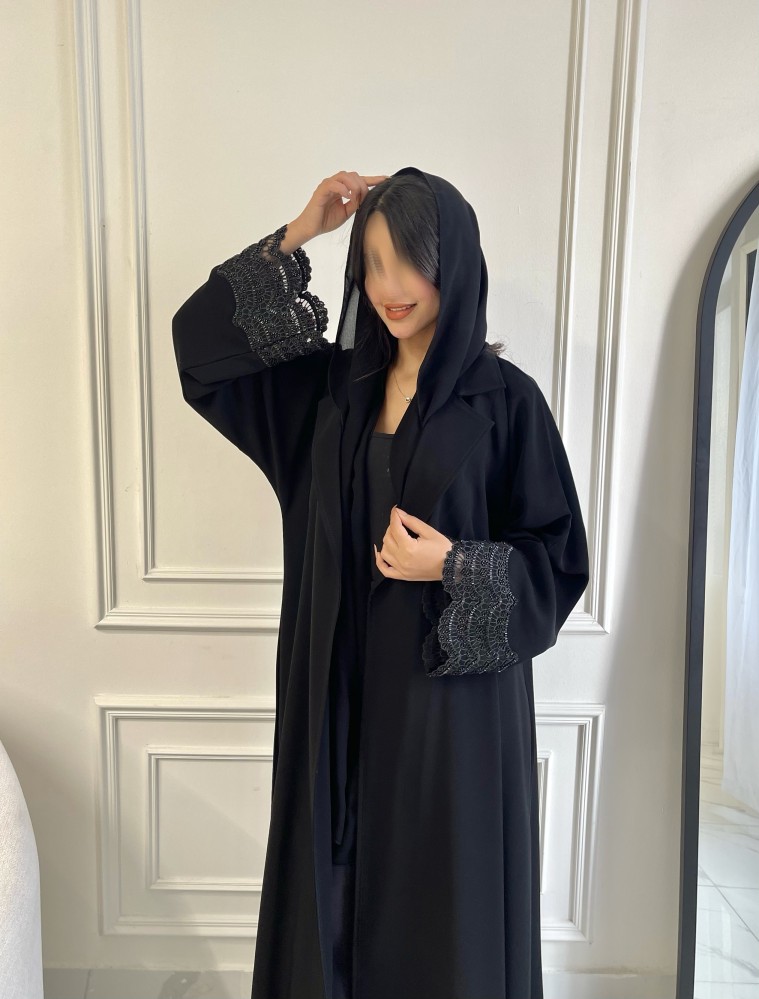 Z70 / قماش كريب لمياء وكلفه خرز