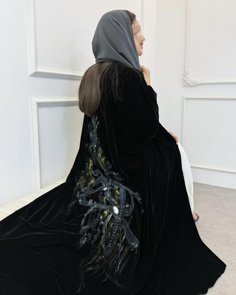 Z349 / black velvet fabric and hand drawing on the back only