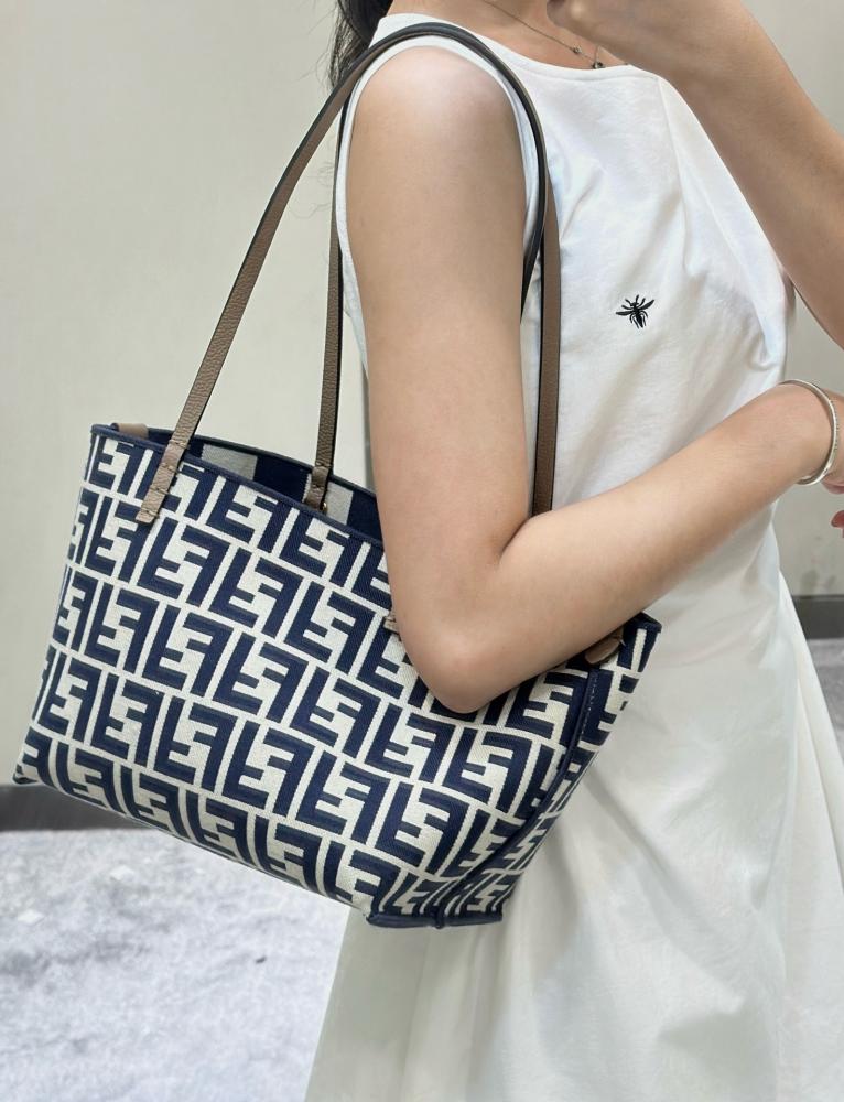 فندي توتي 22cm