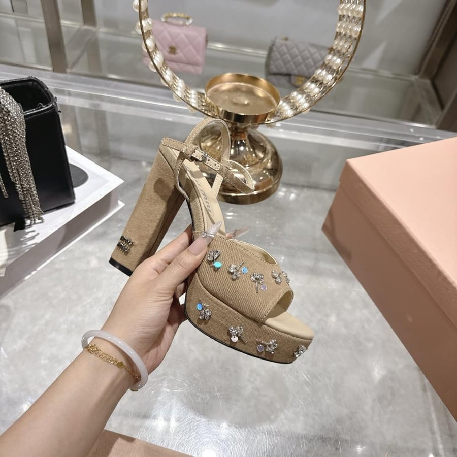صندل ميو ميو Miu Miu كريستال
