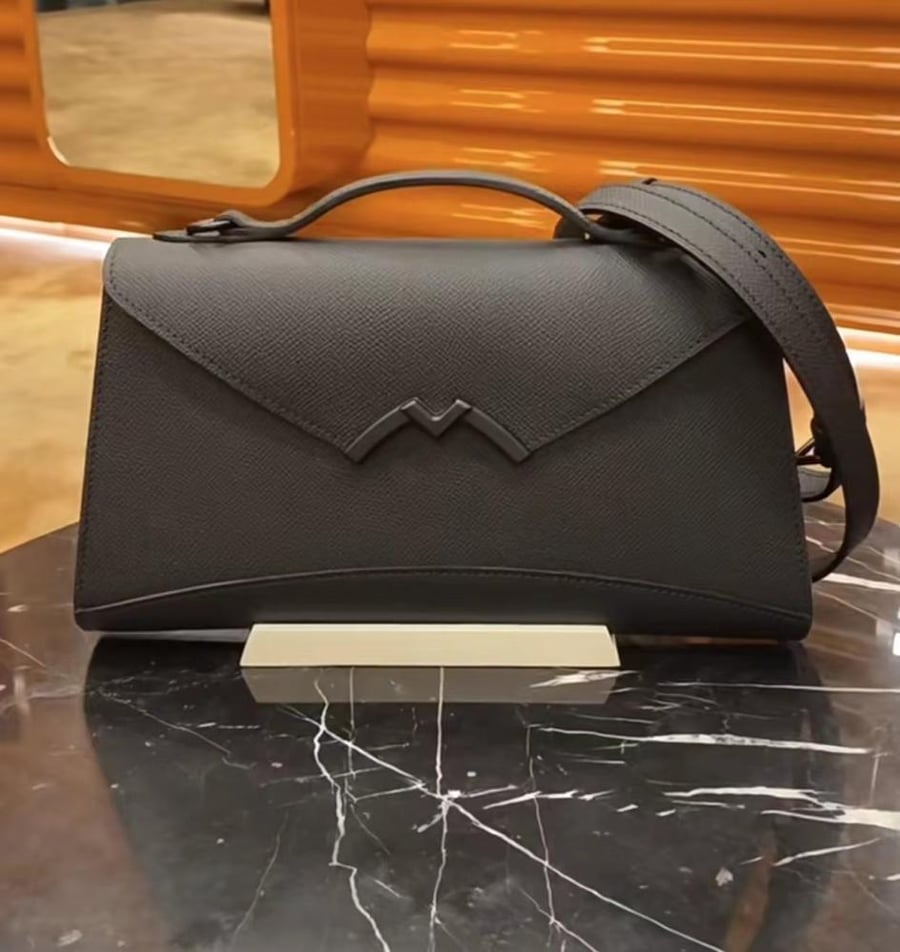 MOYNAT