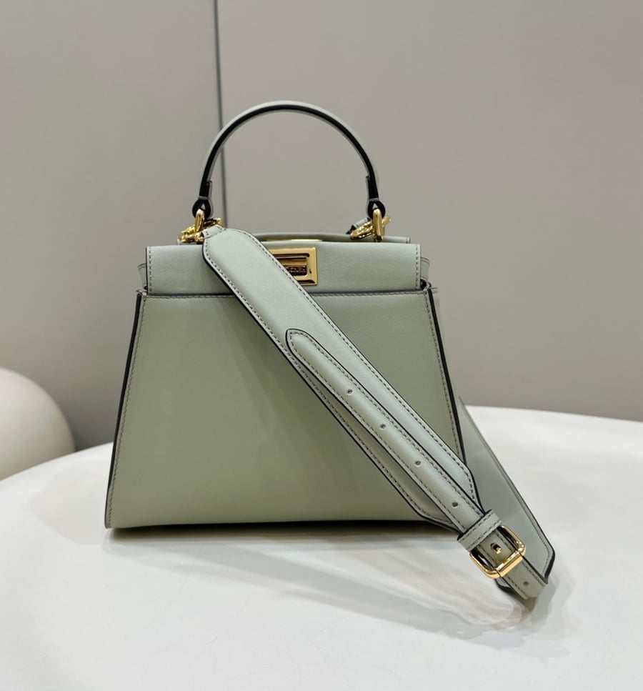 فندي بيكابو مقاس 23cm