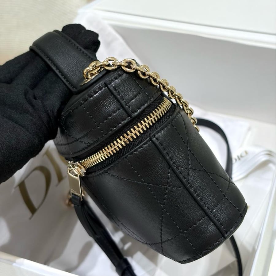 شنطة ديور فانيتي اسود 19cm