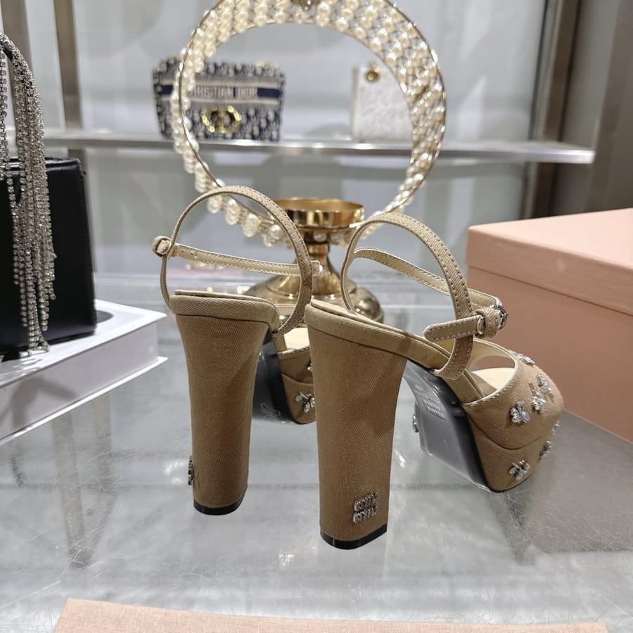 صندل ميو ميو Miu Miu كريستال