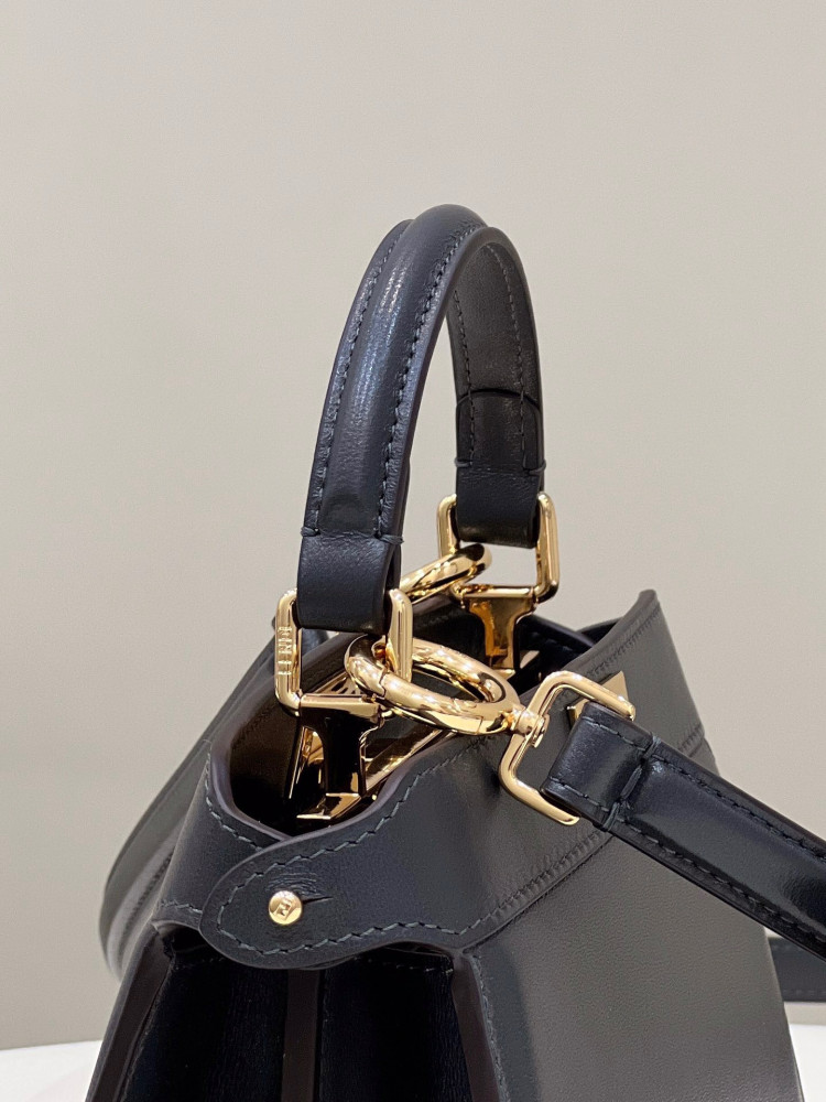 فندي بيكابو كل الالوان مقاس 20cm
