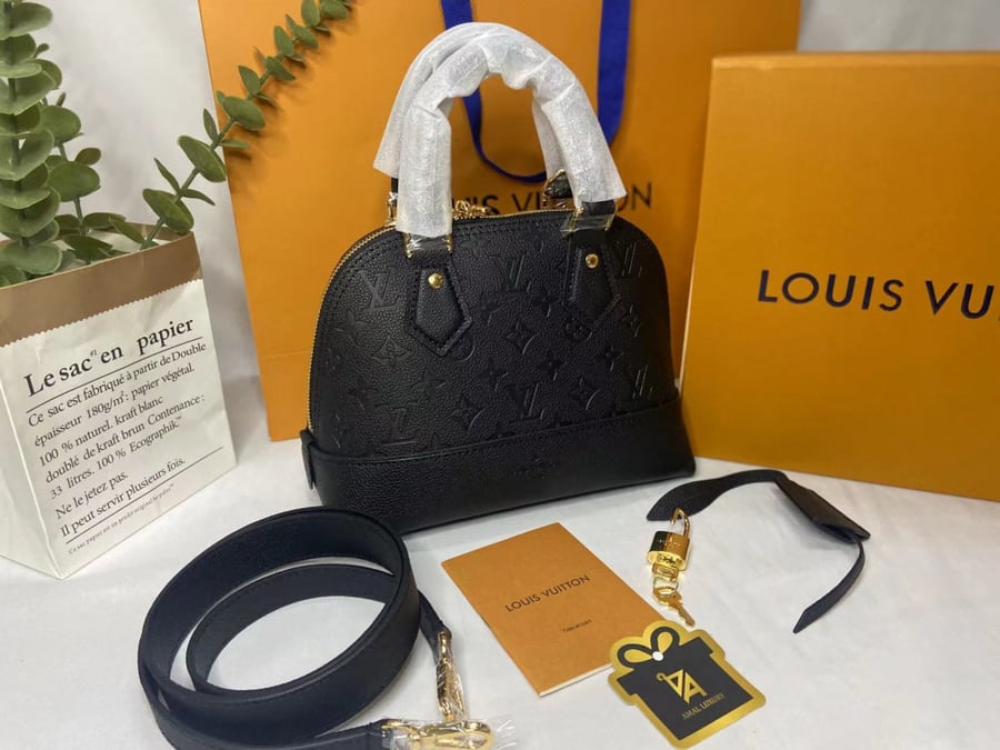 شنطة lv الما مقاس 24cm