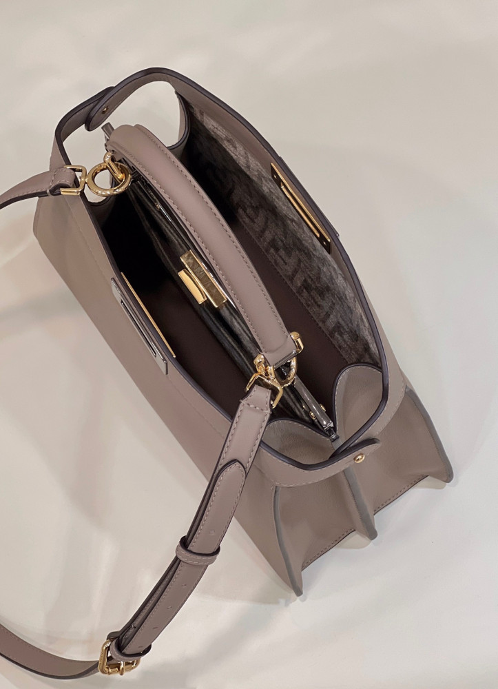 فندي بيكابو مقاس 27cm
