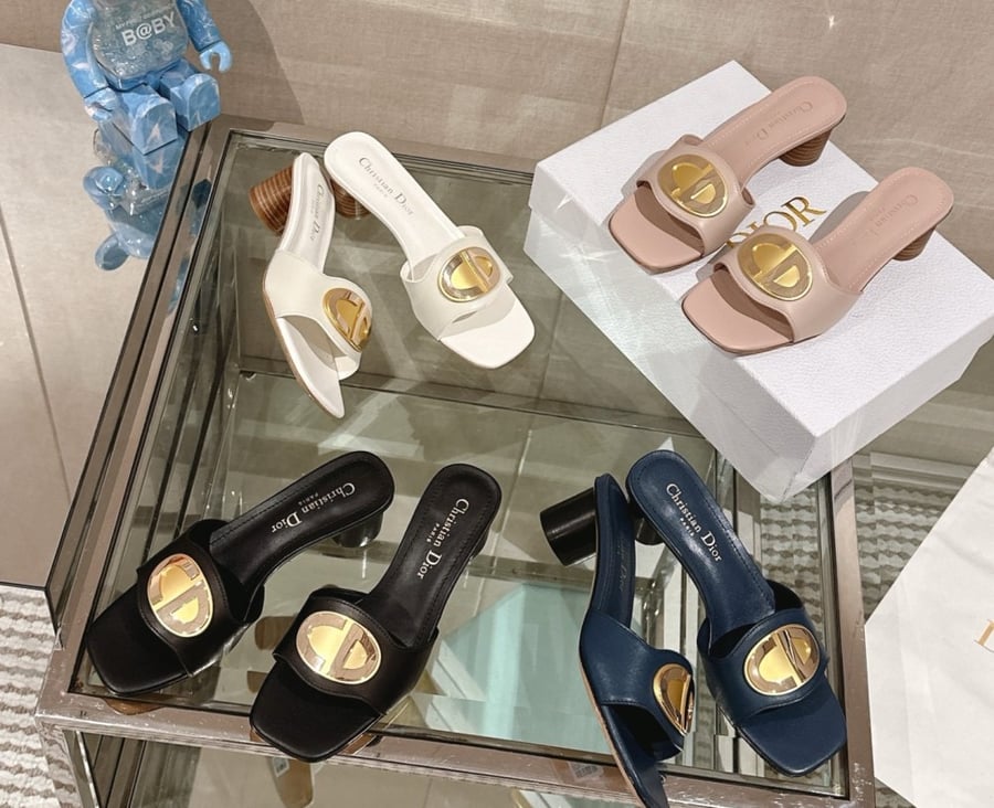 ديور مقاس 35-40