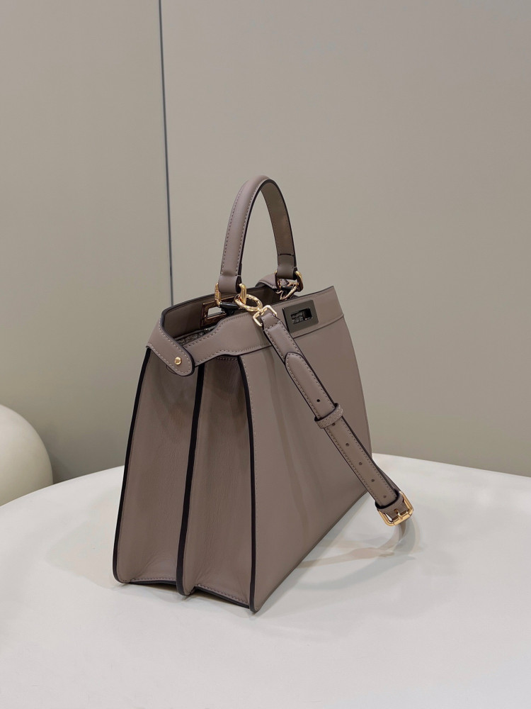 فندي بيكابو مقاس 27cm