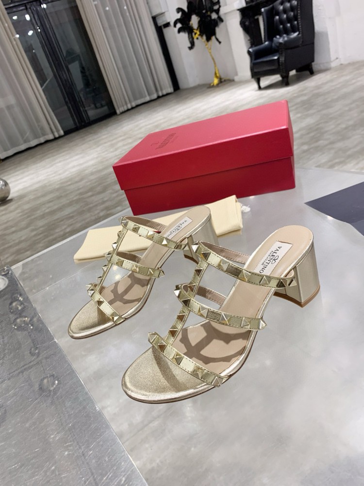 فالنتينو مقاس 35-40