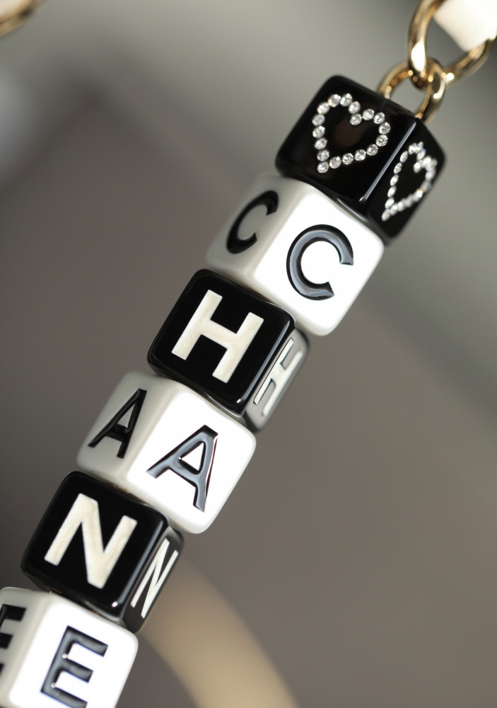 شانيل c23 مقاس 16.5cm