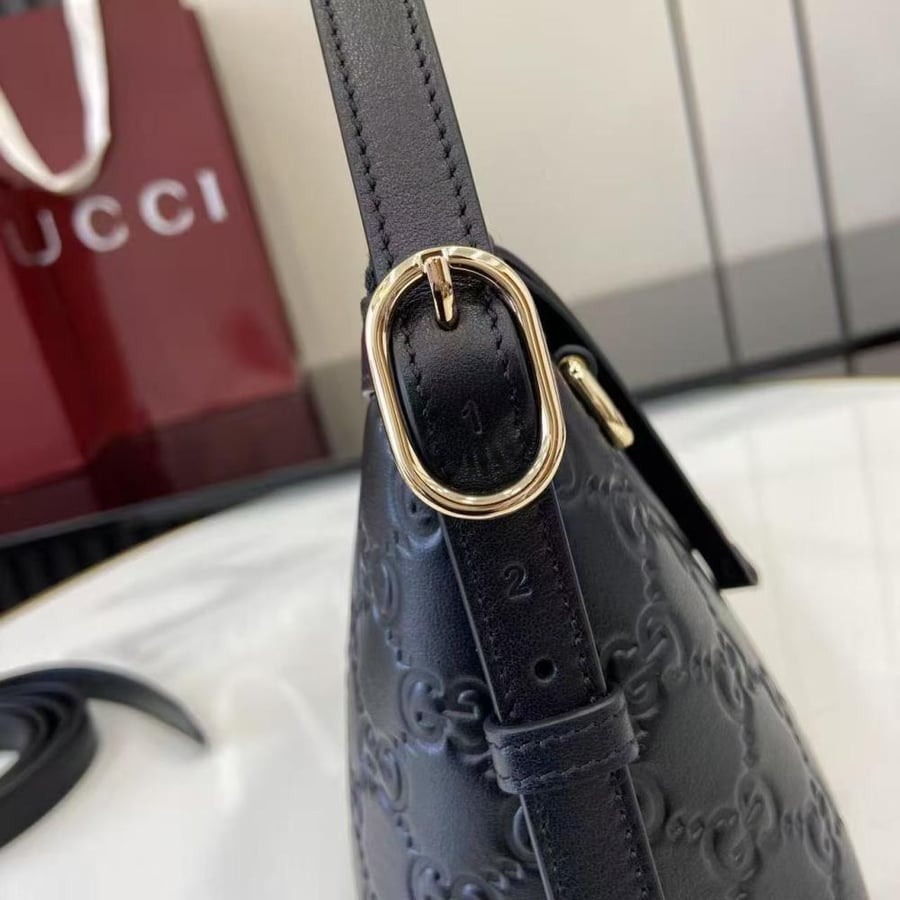 قوتشي 22cm