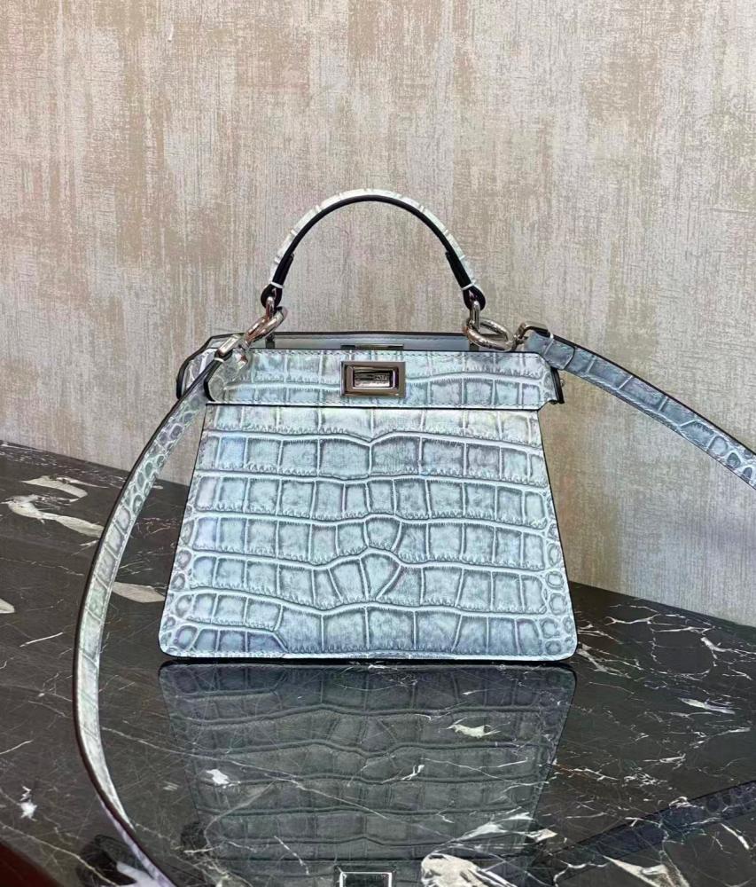 شنطة فندي بيكابو 20cm