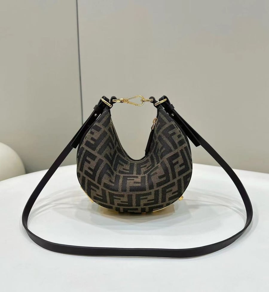 فندي مقاس 20cm