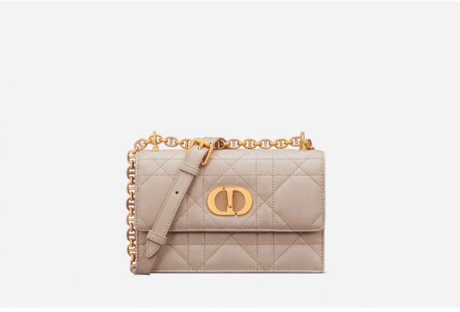 ديور Miss caro مقاس 19cm