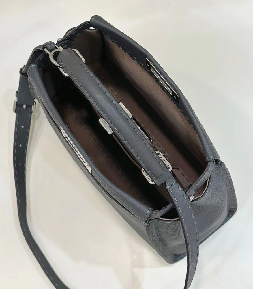 فندي بيكابو مقاس 33cm