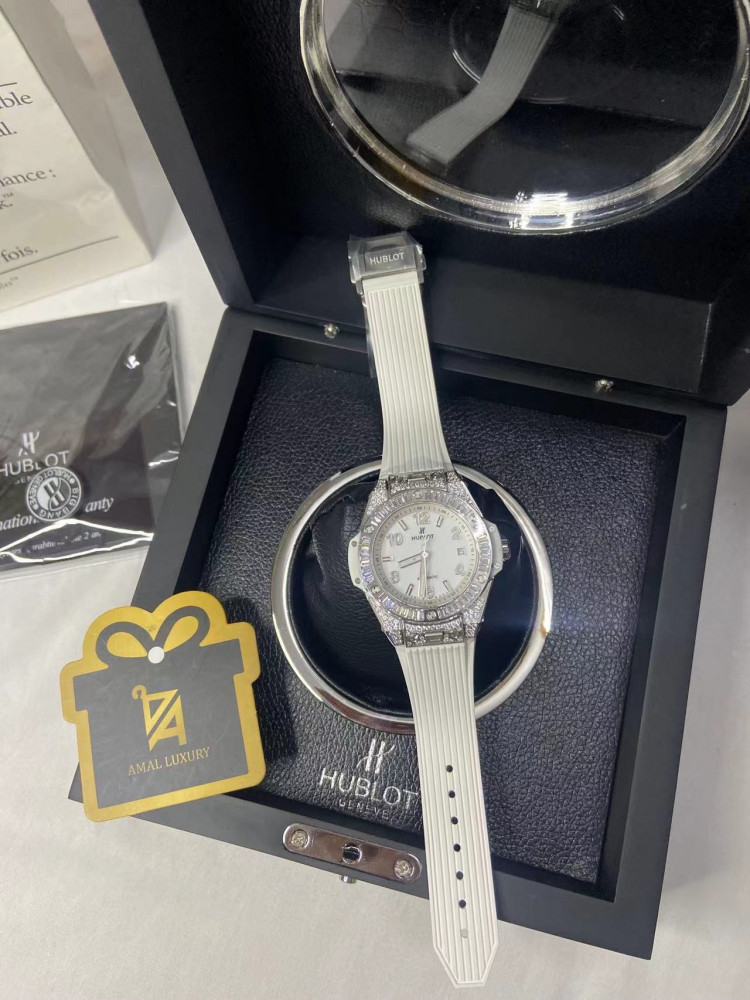 ساعة هوبلو مقاس 39mm