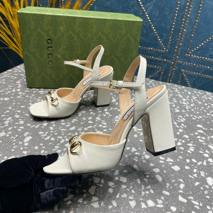 قوتشي مقاس 35-41