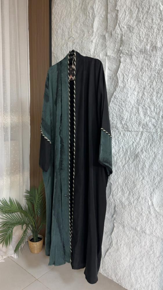 عباية نصف الغيم