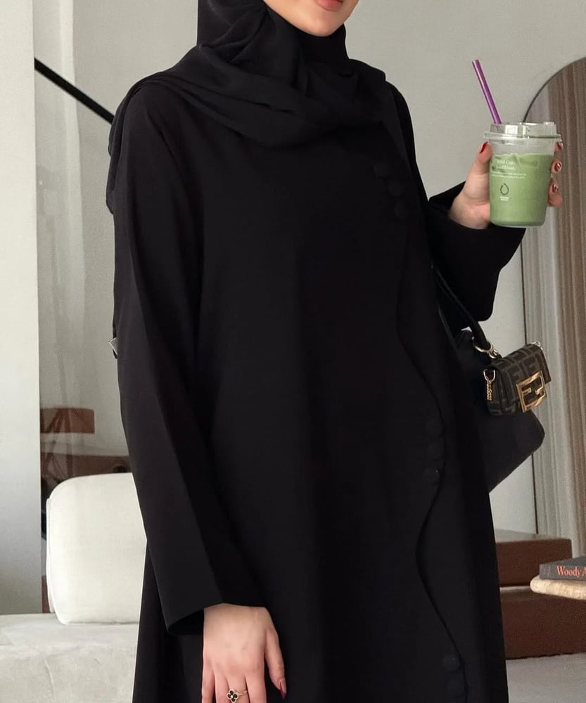عبايات وام