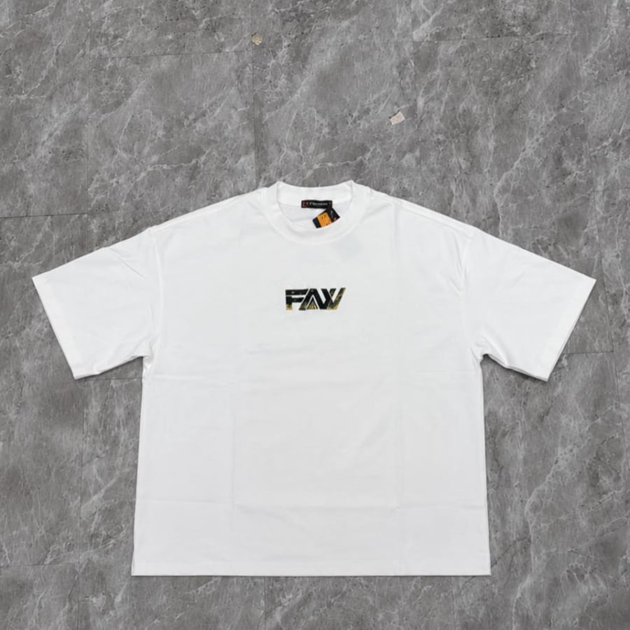 تيشيرت FAW قصة بوكس