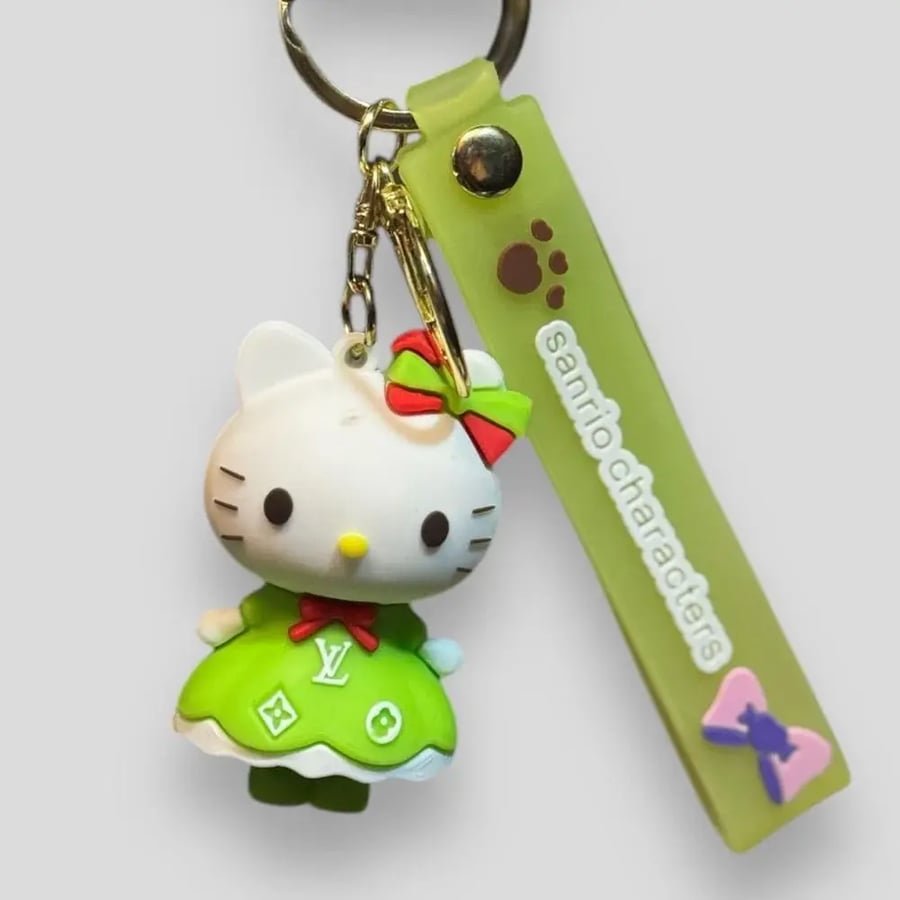 ميدالية هيلو كيتي HELLO KITTY