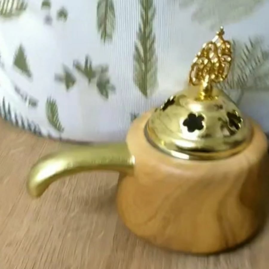 مبخرة وعلبة بخور لون فاخر