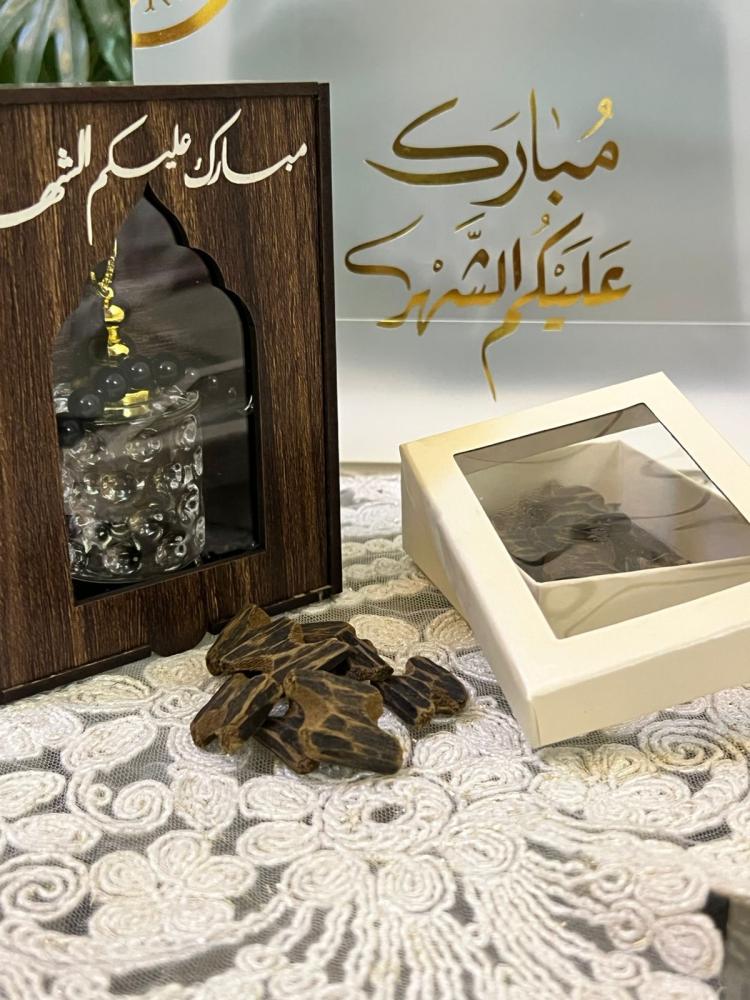 أوقية عود البيت تايقر + نصف تولة تركيبة مسك مياسم الزهور
