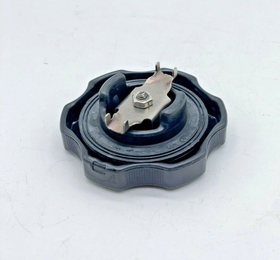 Engine oil cover