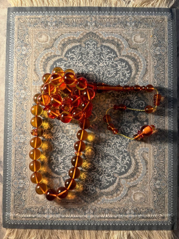 سبحة فاتوران تمليكه عسلي شفاف