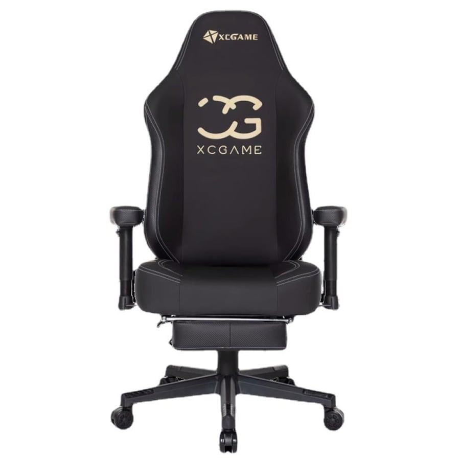 Gaming chair with comfortable design with footrest