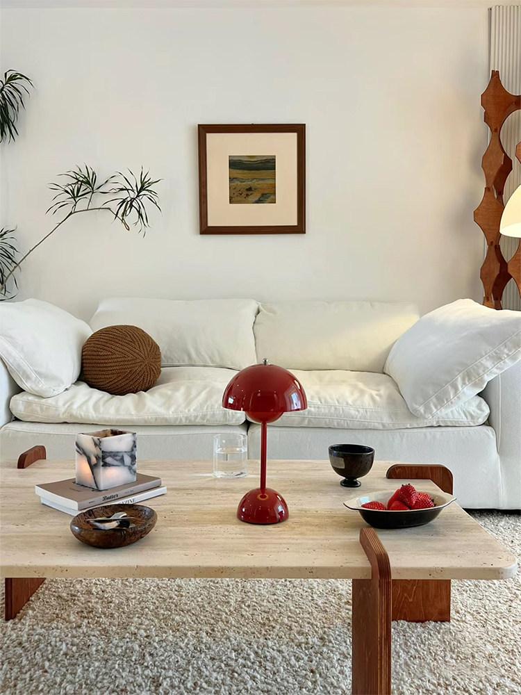 طاولة قهوة ترافرتين مستطيلة – تصميم وابي سابي اسكندنافي