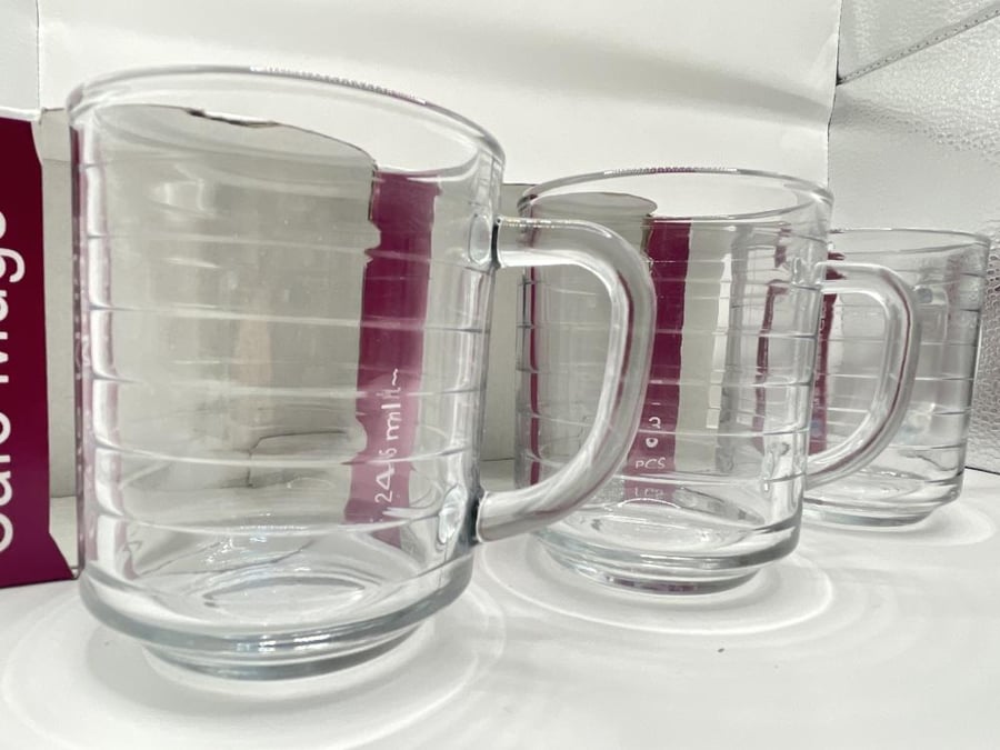 Glass cups for tea and coffee, set of 3 pieces