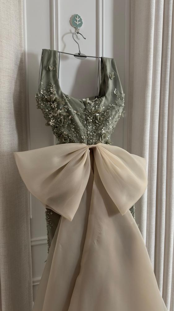 Nermin's dress