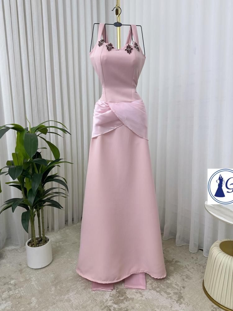 Mahrā dress