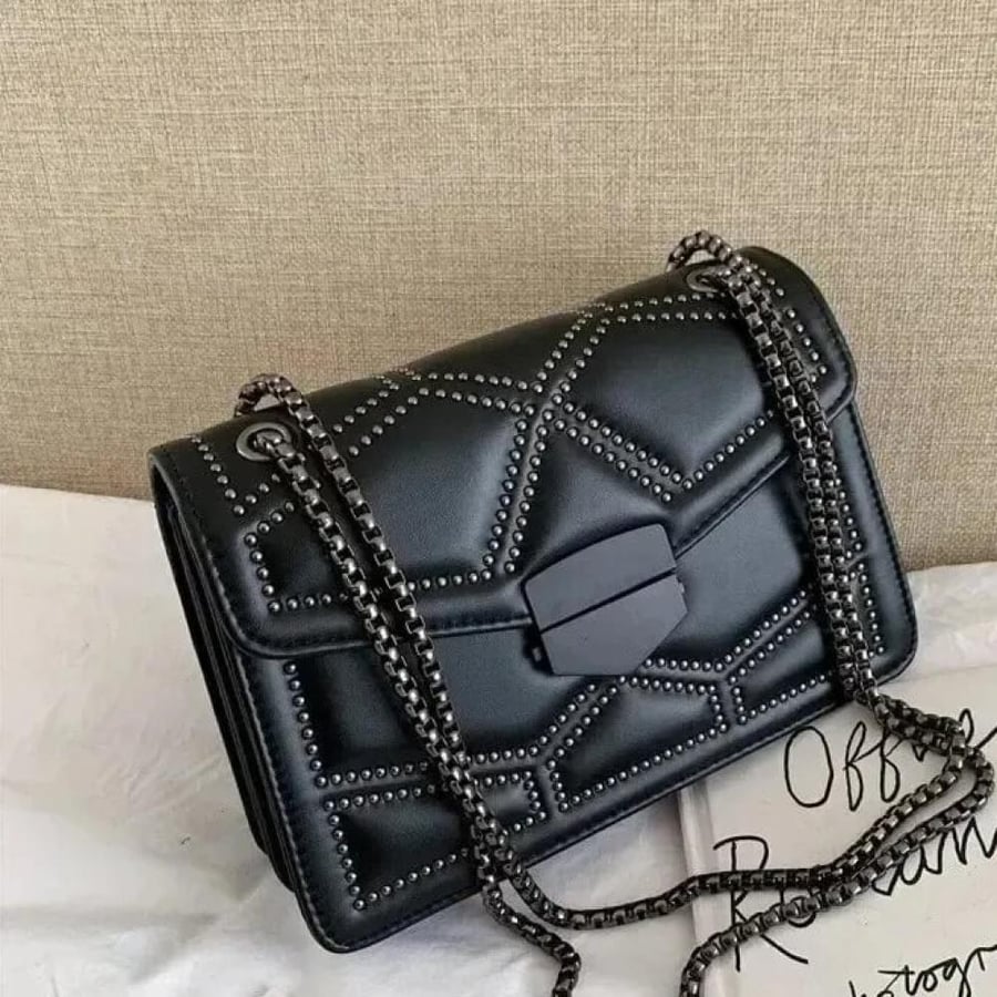 حقيبة كتف صغيره
