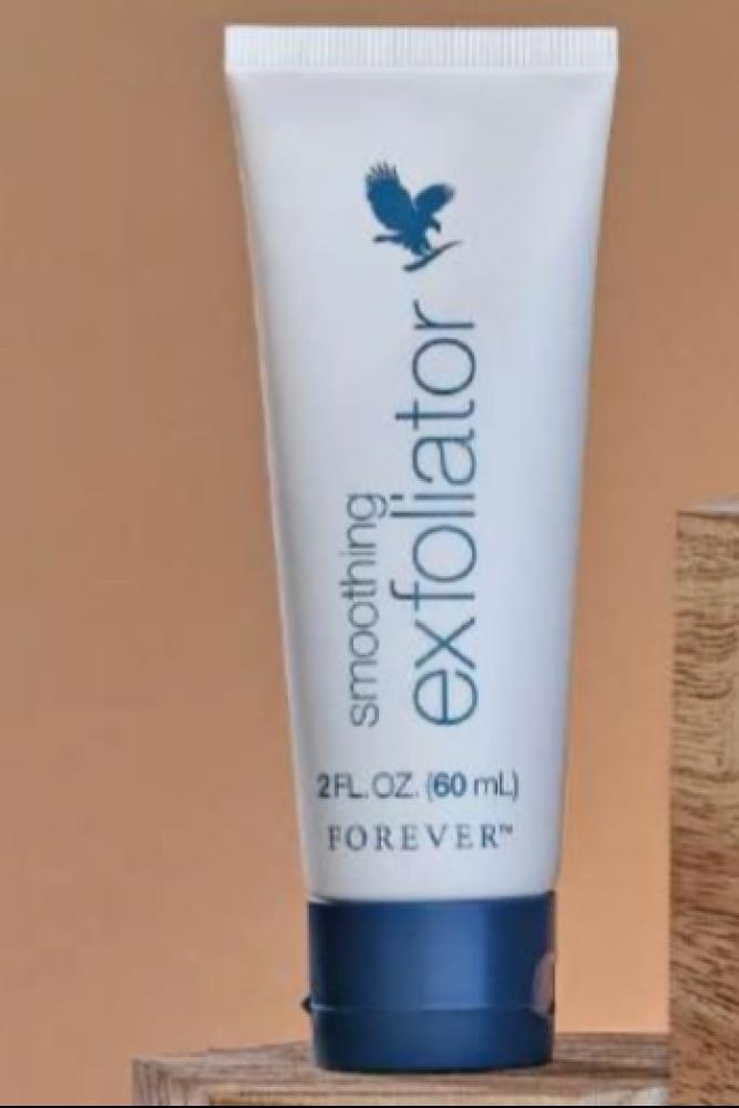 مقشر لطيف Smoothing Exfoliator