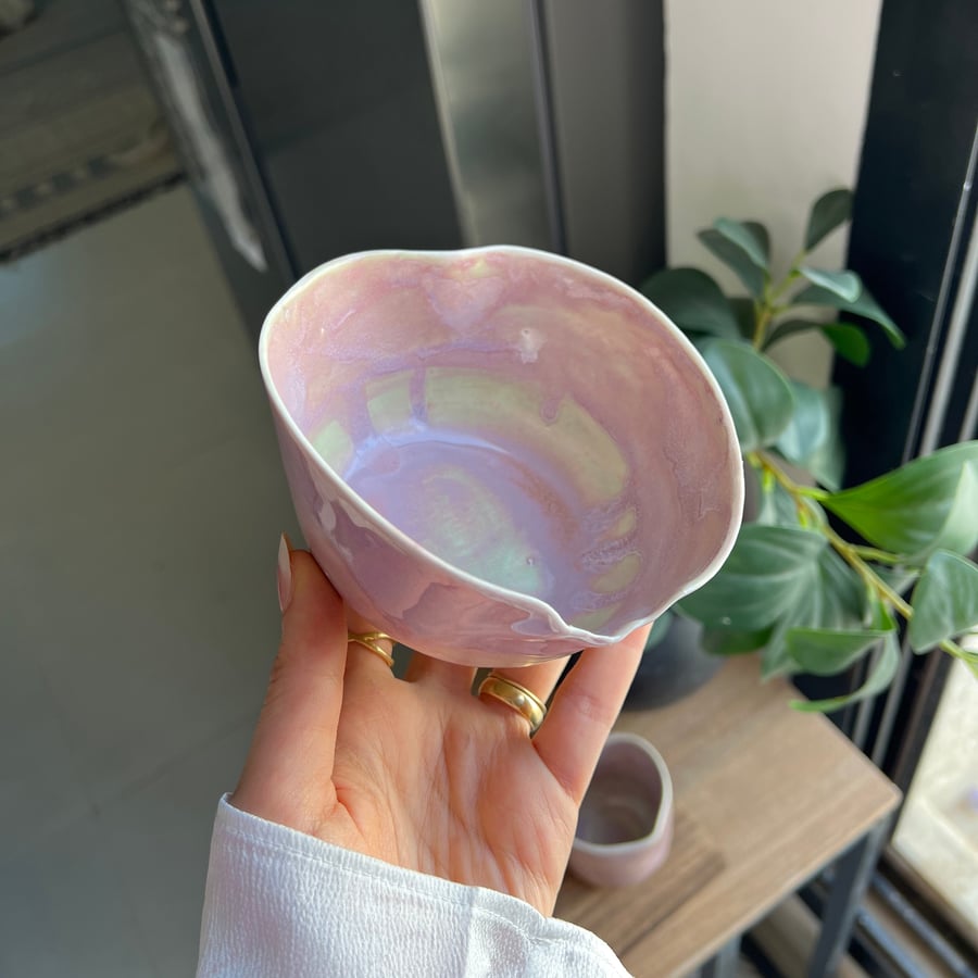 وعاء ماتشا البنفسجي
