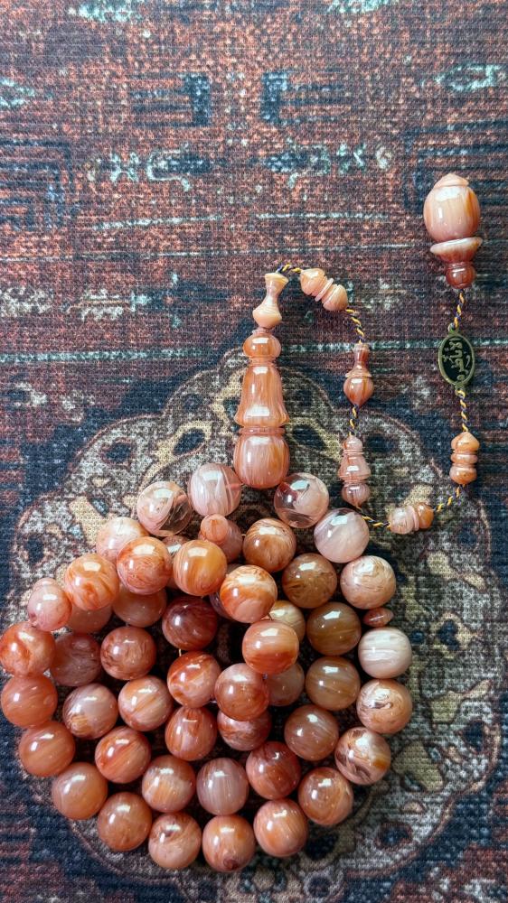 Fatoran salmon rosary – warmth of color and charm of authenticity