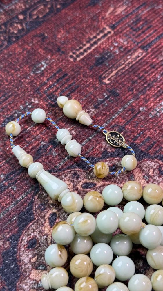 Luxury rosary from American bakelite – with enchanting turquoise shades