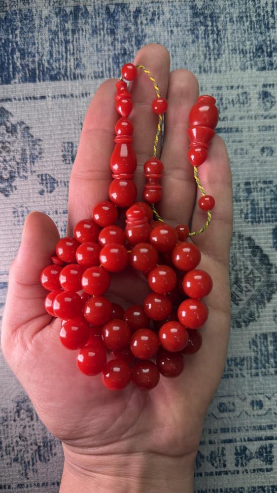 Red polishing rosary – presence strength and elegance of details