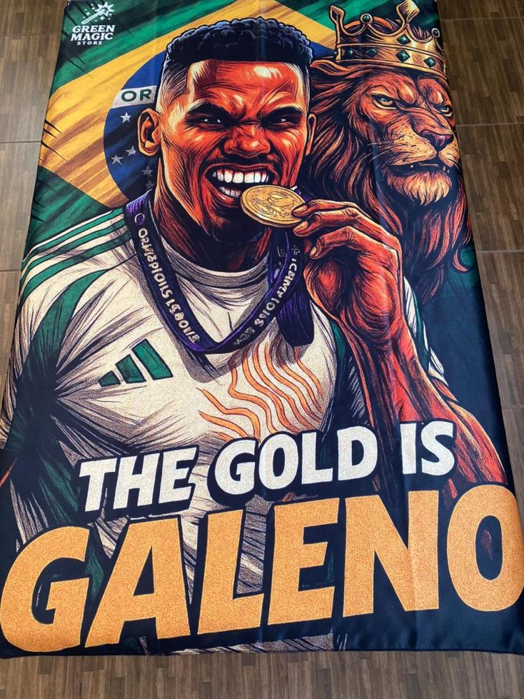علم “THE GOLD” جالينو لاعب الأهلي السعودي