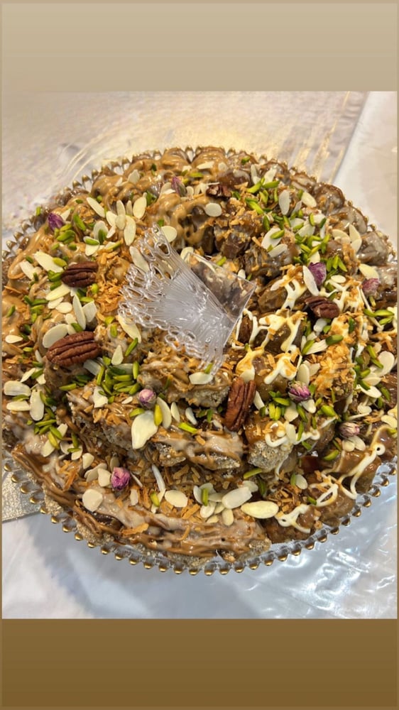 صحن تمر محشي 60 حبة
