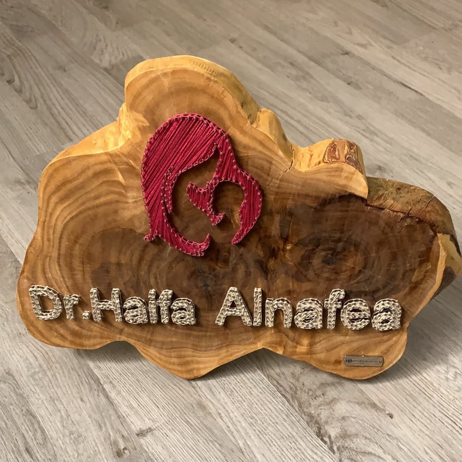 خشب طبيعي