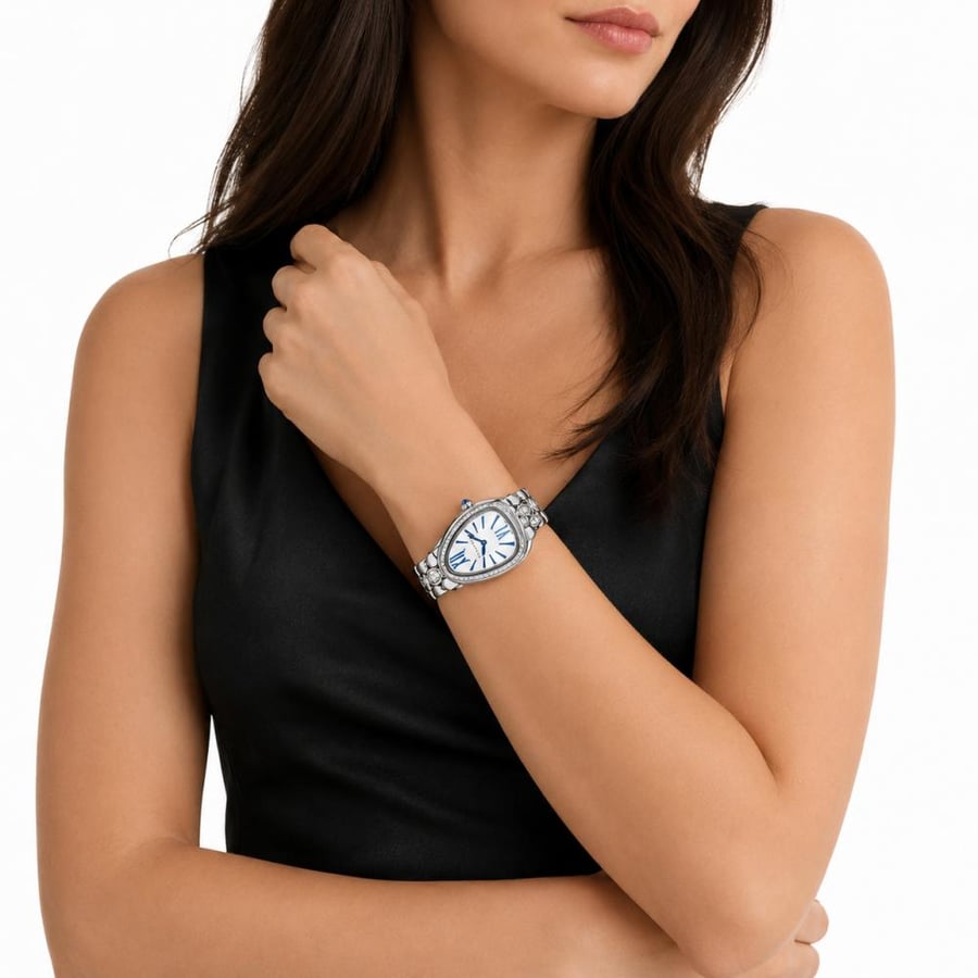 ساعة مرصعة بتصميم مستوحى من BVLGARI Serpenti Seduttori