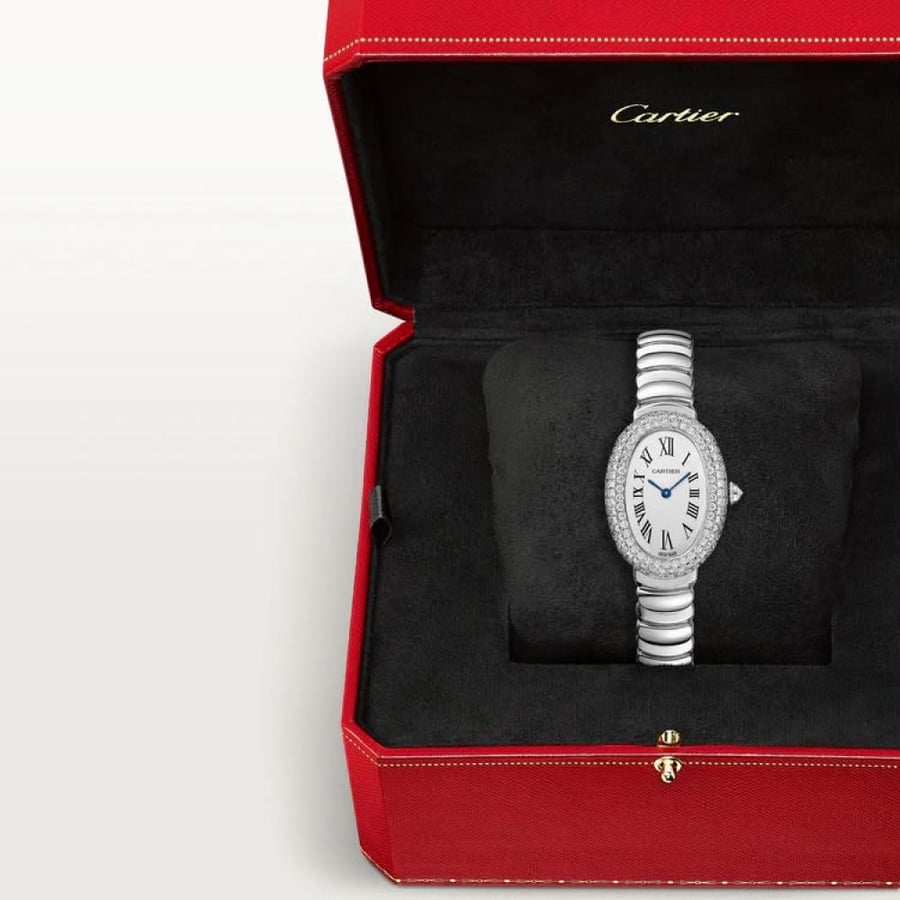 ساعة مرصعة بالألماس بتصميم مستوحى من Baignoire Diamond 31mm watch
