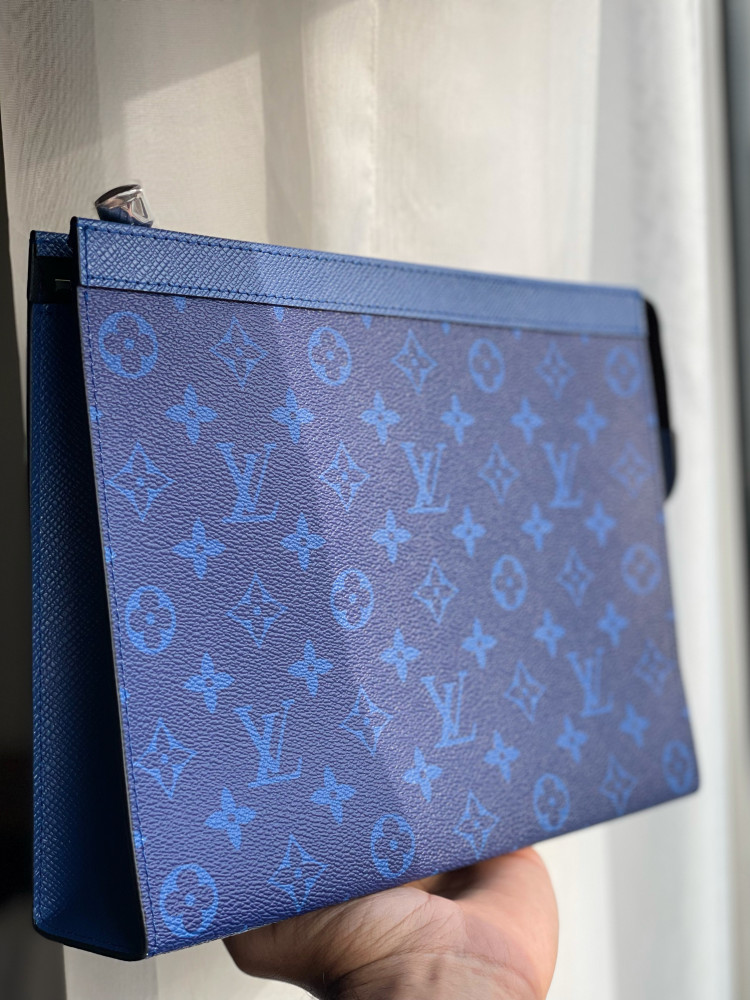 باوتش LV Pouch