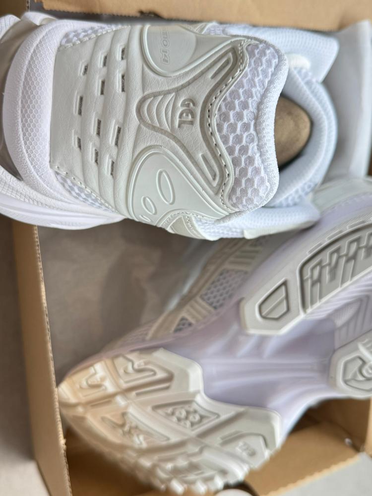ASICS gel kayano 14