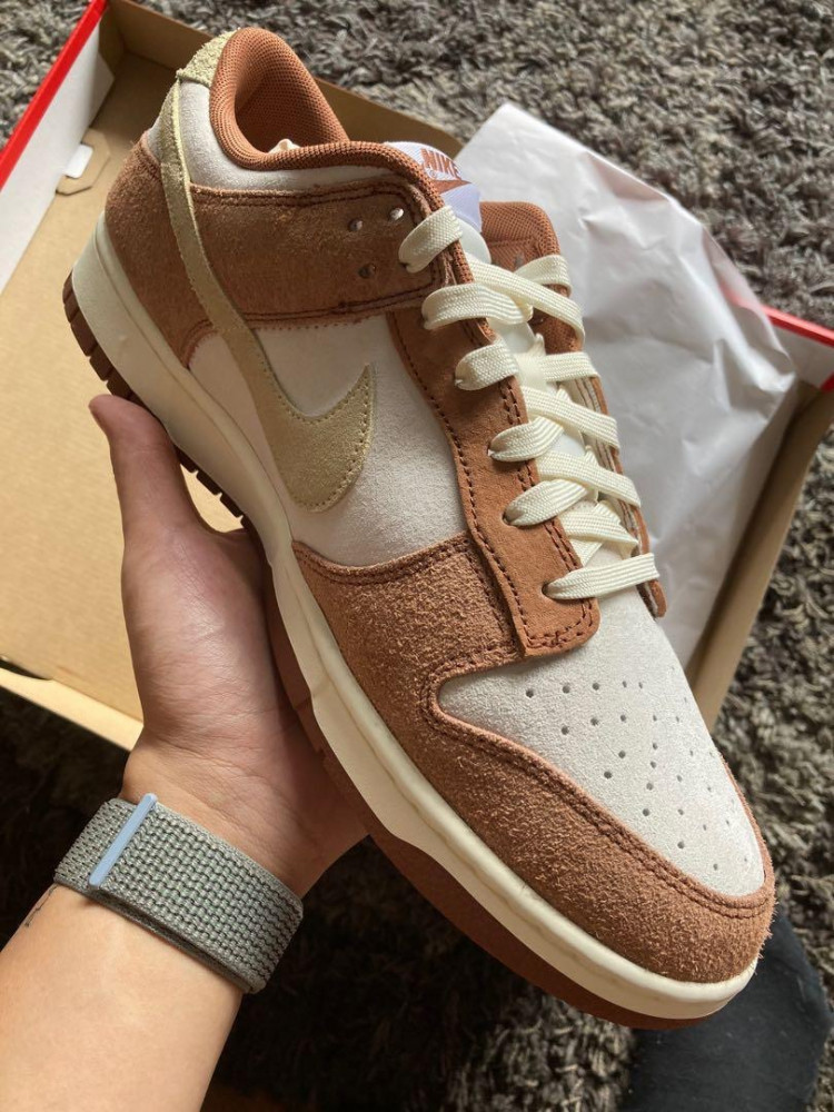 NIKE DUNK LOW Medium Curry